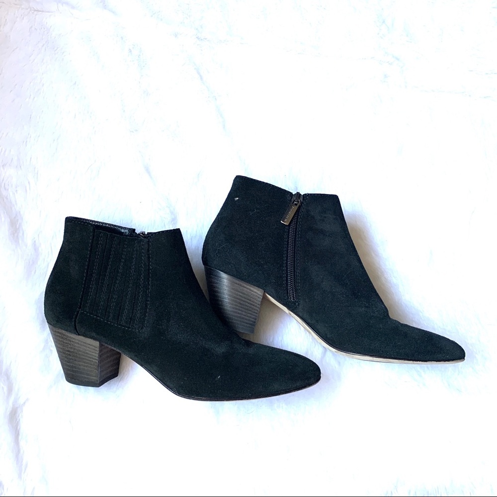 Aquatalia Water resistant suede booties size 9